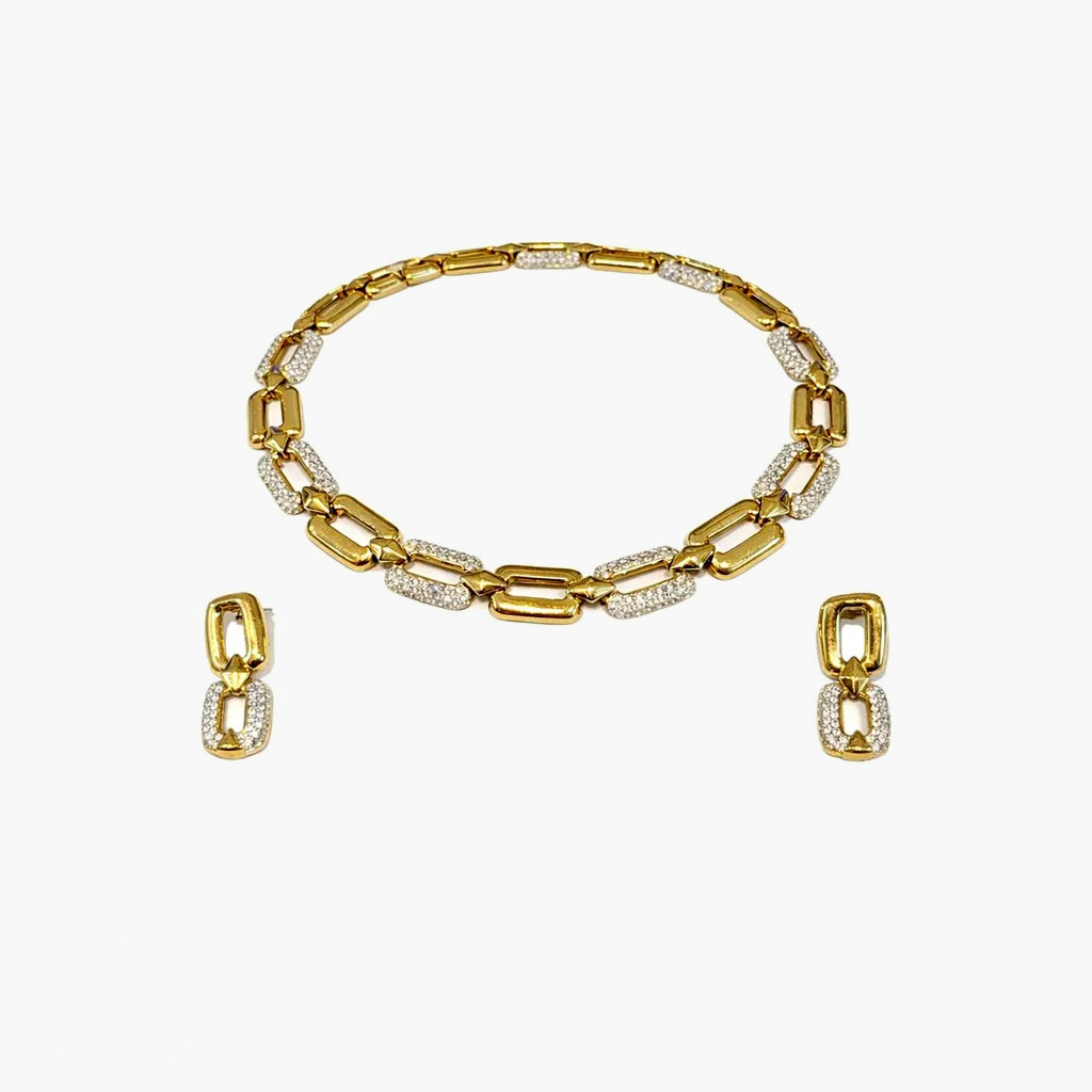 قلادة فينتج لافتة من الثمانينيات بحلقات ذهبية مرصّعة مع أقراط Spree by Swarovski