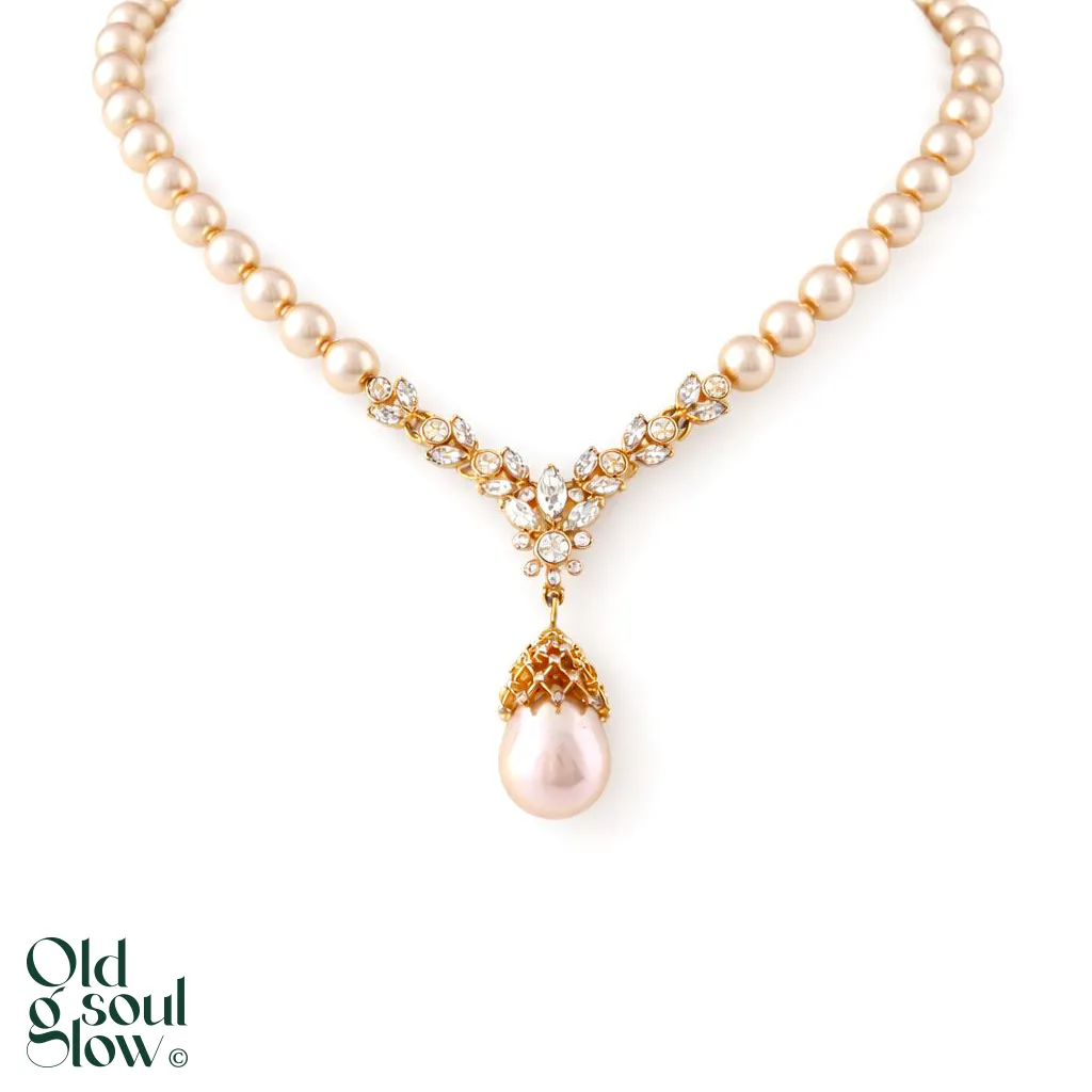 Vintage Iridescent Pearl & Rhinestone NecklaceParisian Elegance